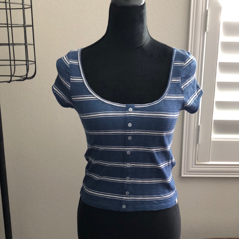 NWT Billabong knit top